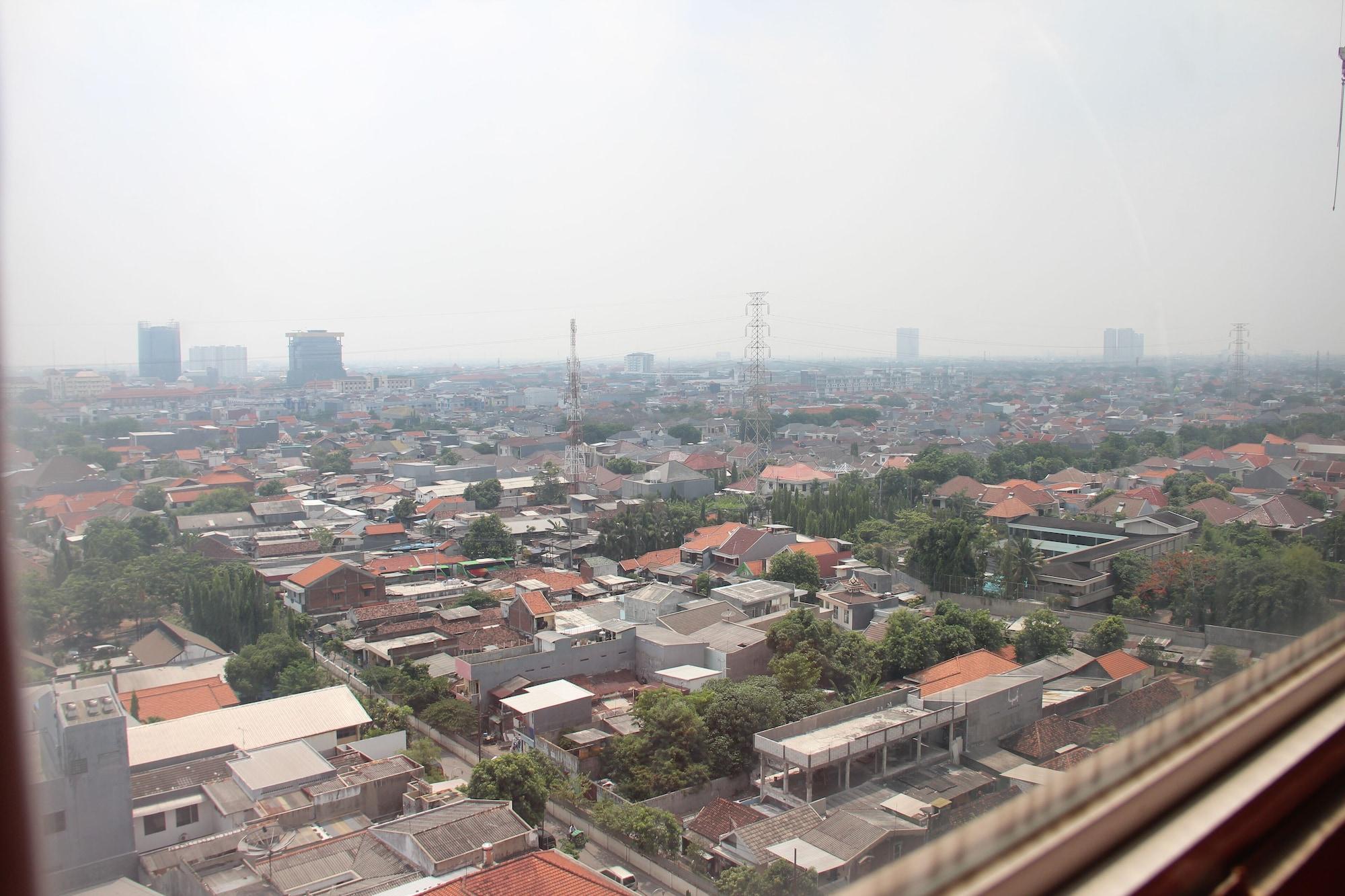 Swiss-Belinn Manyar Surabaya Exterior photo