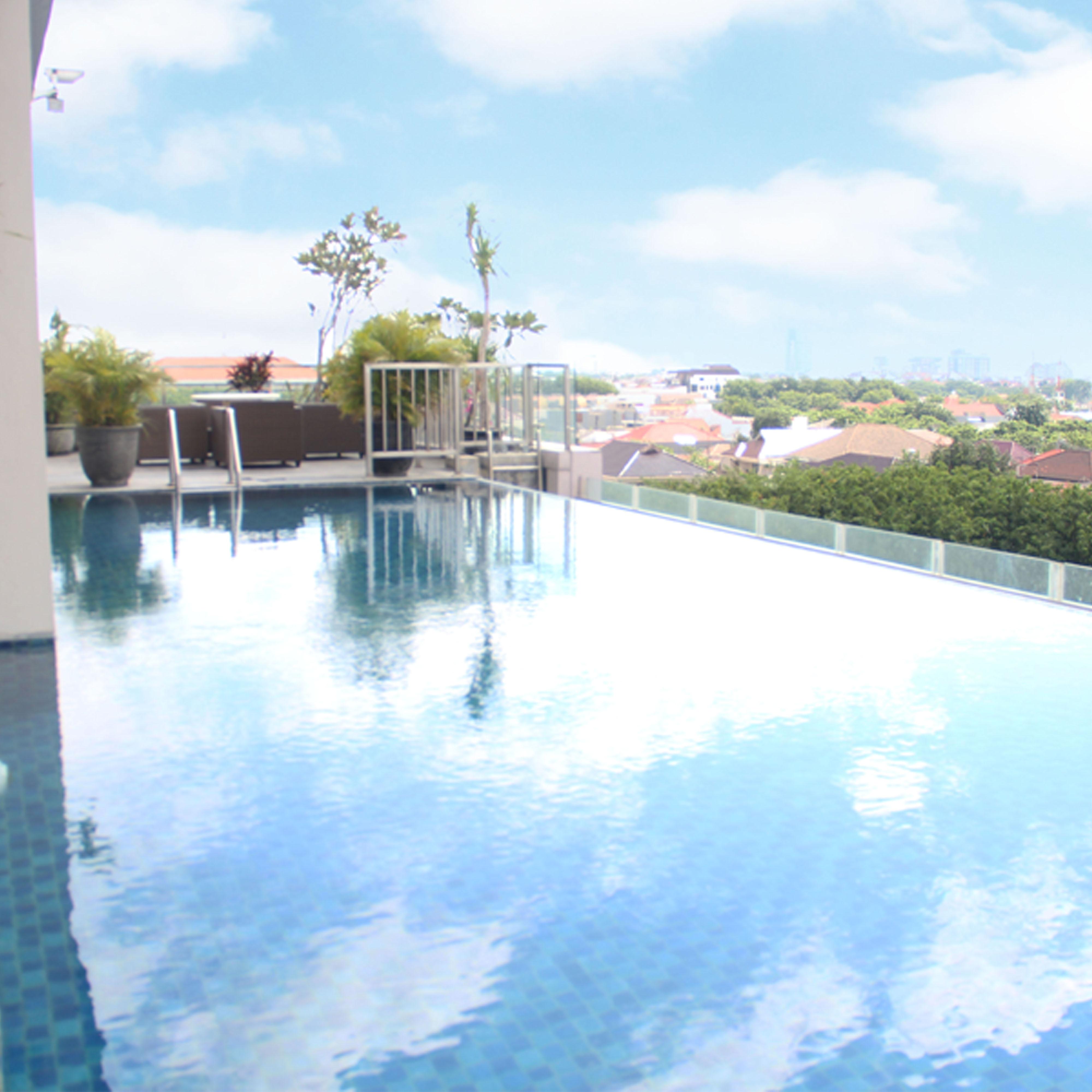 Swiss-Belinn Manyar Surabaya Exterior photo