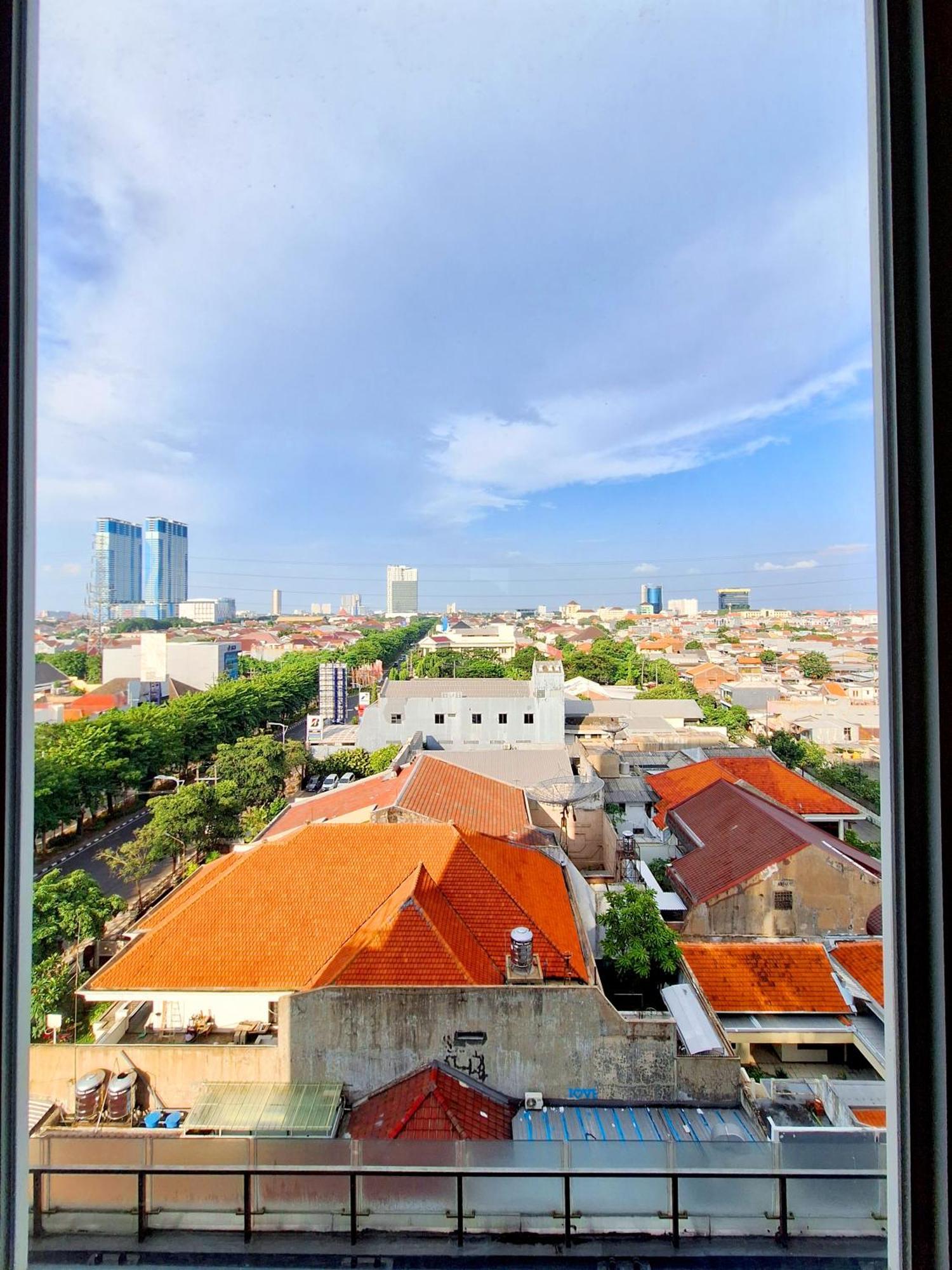 Swiss-Belinn Manyar Surabaya Exterior photo